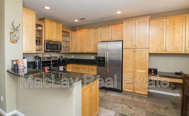 Photo - 2290 N 135th Dr House