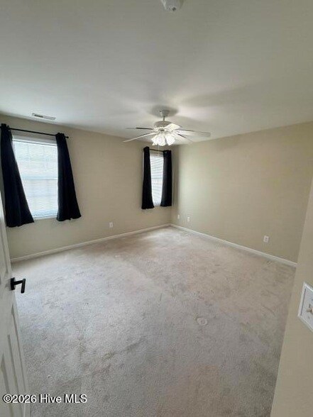 Foto del edificio - 157 Crooked Run Dr