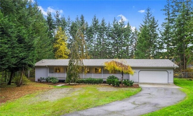 Foto del edificio - Immaculately maintained rambler in Sammamish with huge yard!!