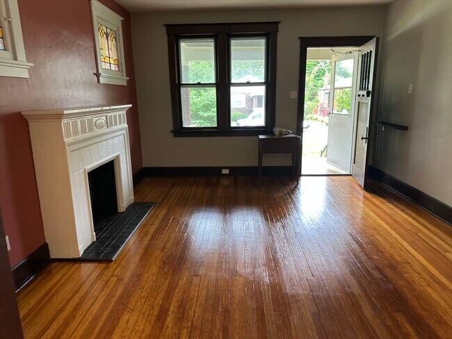 Foto del edificio - 7509 Trenton Ave