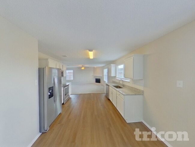 Building Photo - 8116 Cutter Hill Ave