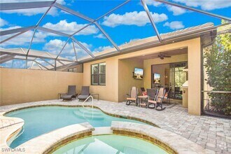 Building Photo - 7674 Jacaranda Ln