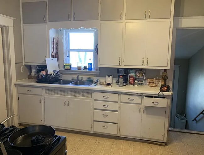 Foto del edificio - VIDEOTOUR: Charming 3-bedroom home in Quiet Neighborhood. PETS WELCOME