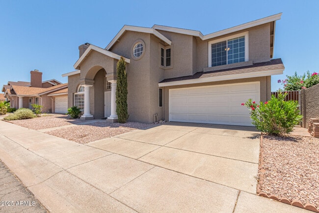 Building Photo - 1109 E Annette Dr