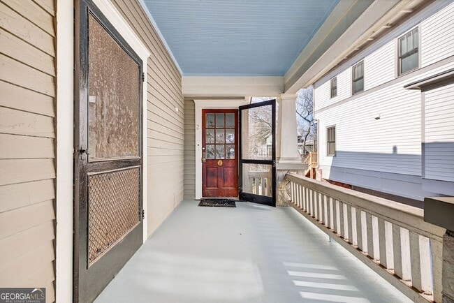 Building Photo - 300 Oxford Pl NE