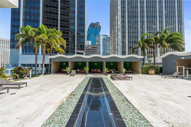 Foto del edificio - 50 Biscayne Blvd