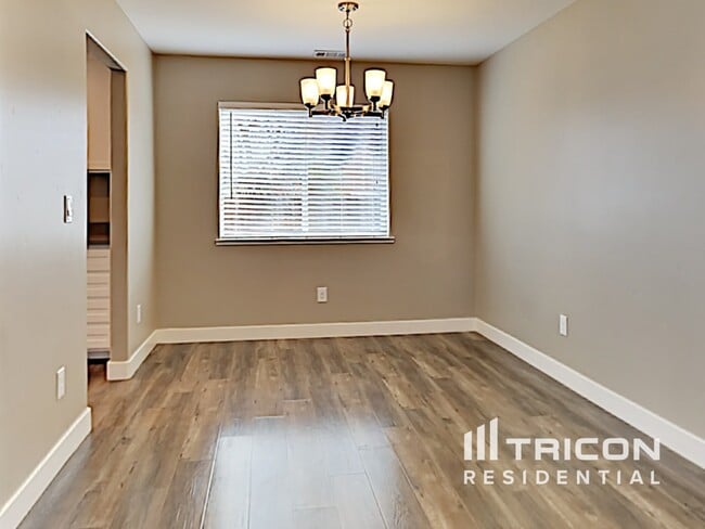 Foto del edificio - 2371 Coronado Ct