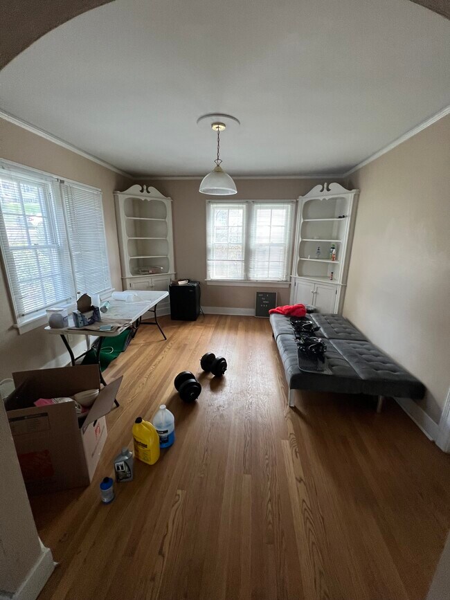 Dining room - 1065 NE Indiana St