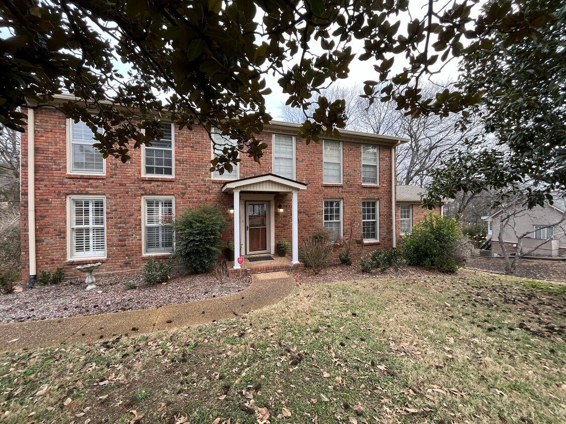 Primary Photo - 5010 Regent Dr