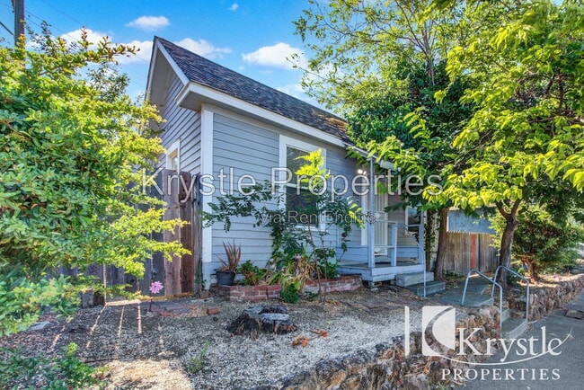 Building Photo - 314 Marin St