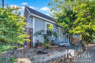 Building Photo - 314 Marin St