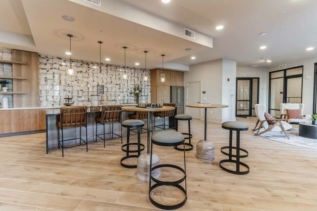 Foto del edificio - RISE Bartram Park