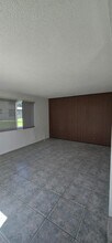 Building Photo - 2120 Sherwood Forest Blvd