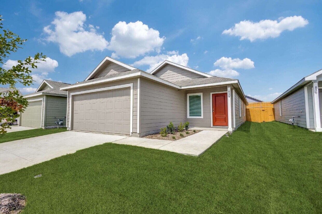 Foto principal - Be the First to Live Here $2,200 – Spaciou...