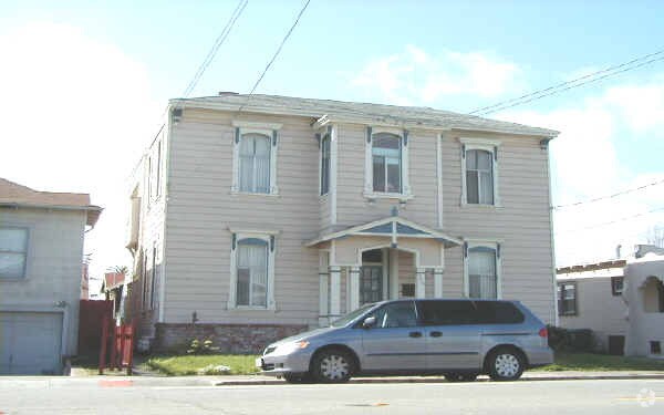 Foto del edificio - 3014 Encinal Ave