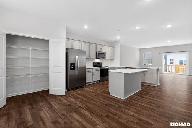 Foto del edificio - Charming 4BR Townhome in Fuquay Varina