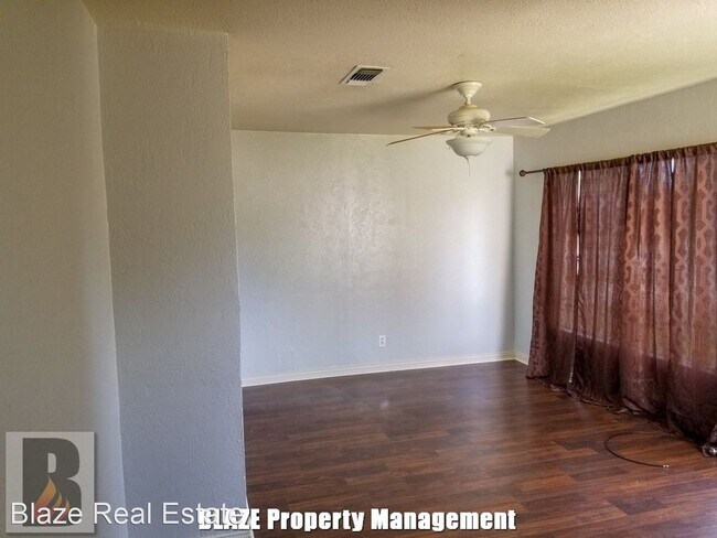 Foto del edificio - 2 br, 1 bath House - 4621 Preston St