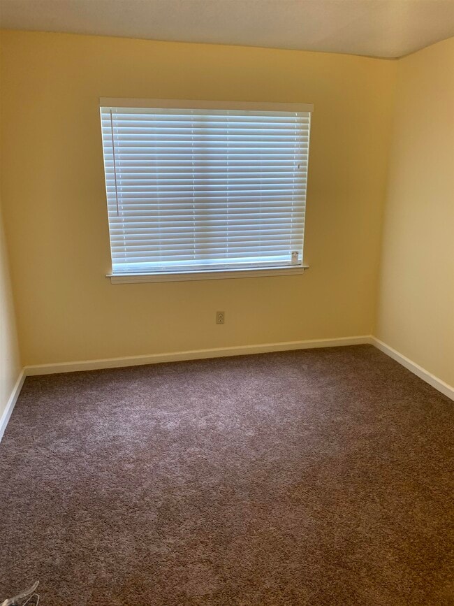 Foto del edificio - 3381 Cristil St