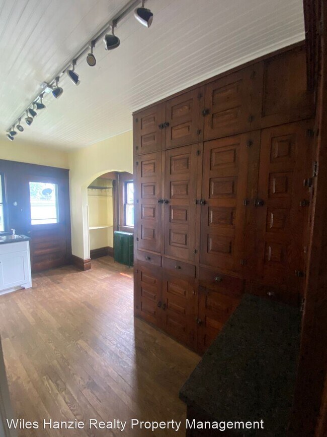 Building Photo - 3 br, 2 bath House - 149 Sterling Ave
