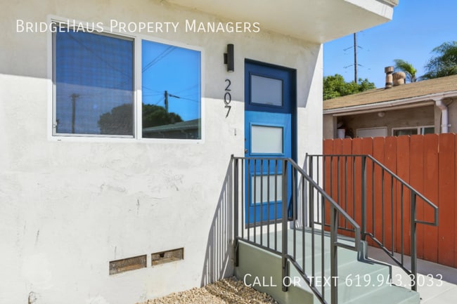 Building Photo - 207 Hensley-