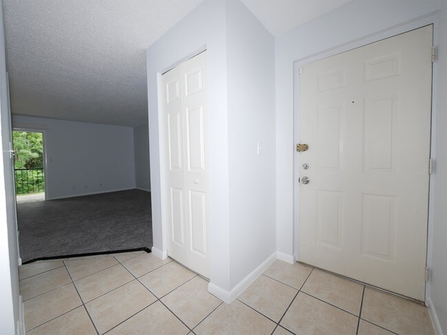 Foto del edificio - 3321 SW 34th Ave Cir