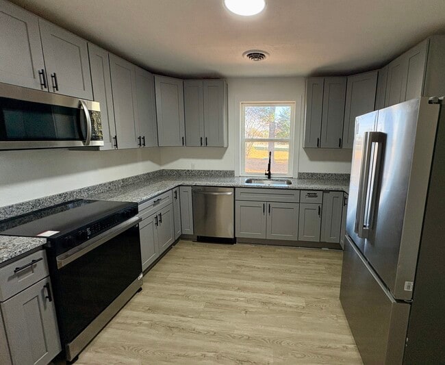 Foto del edificio - 889 W Main St