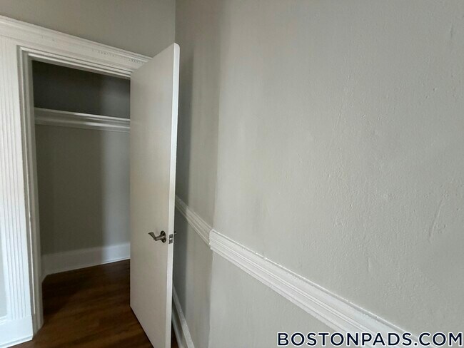 Foto del edificio - 38 Hemenway St