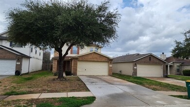 Building Photo - 22207 Greengate Dr