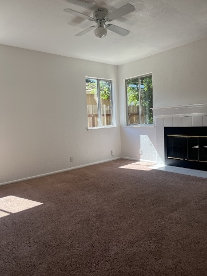 Building Photo - 1640 Oleander Dr