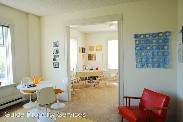 Building Photo - 1404 20th Ave