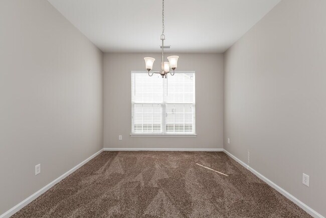 Foto del edificio - 5408 Nightshade Oaks Dr