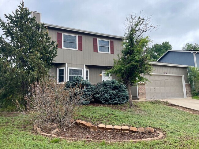 Foto del edificio - Charming 3-Bed Home Near CSU with Spacious...