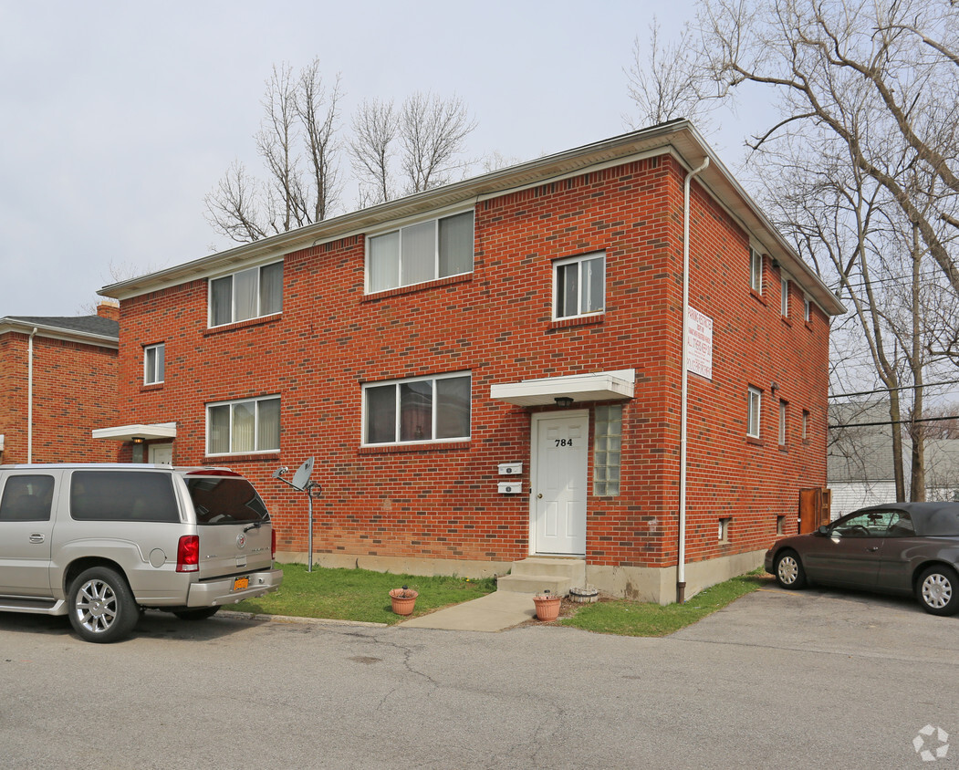 Building Photo - Oak Ridge Estates