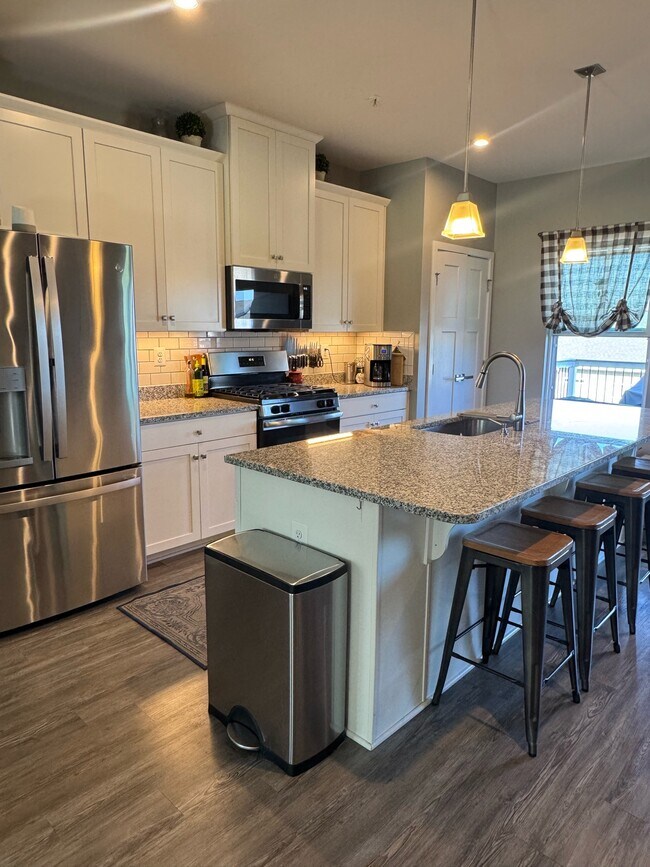 Foto del edificio - 1152 Rosecroft Ln