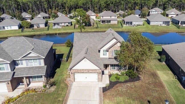 Foto del edificio - Driftwood Estates 3+ Bedroom Jewel!