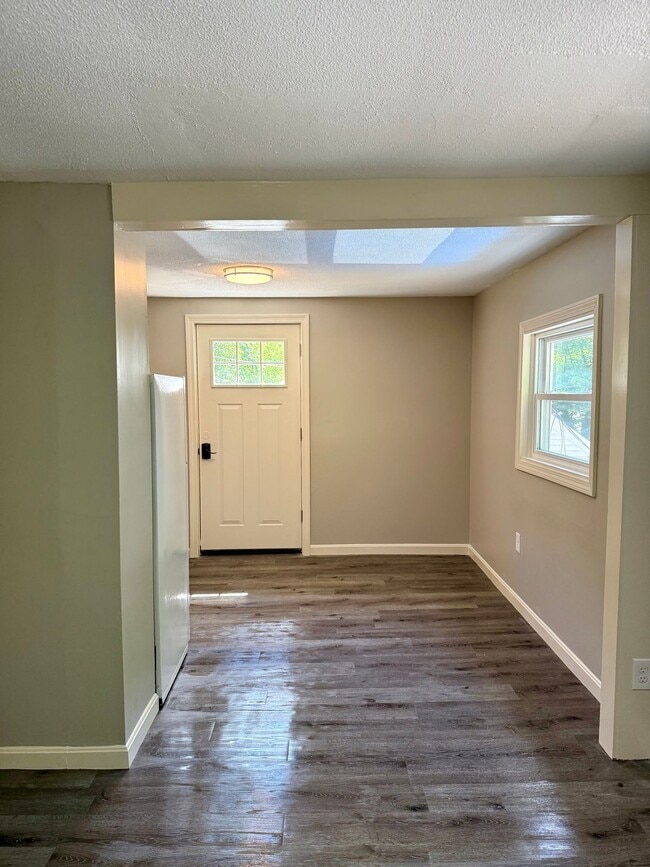 Building Photo - Pet-friendly! | Utilities included!
