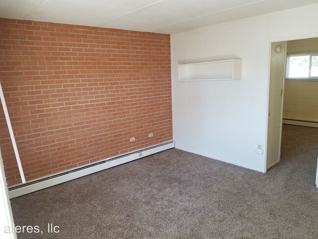 Foto del edificio - 305 1st Ave NW