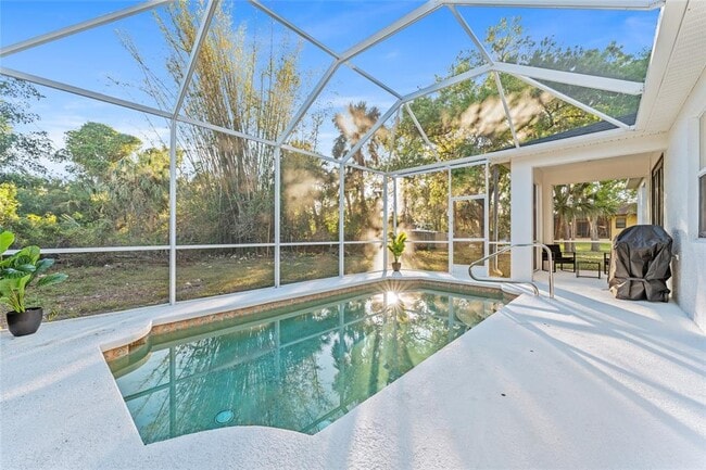 Foto del edificio - 2503 Dumont Ln