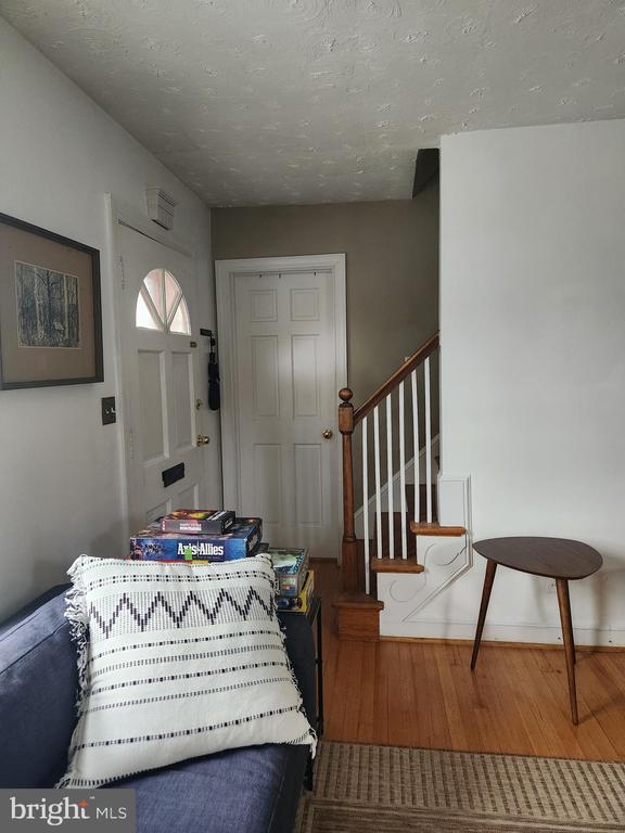 Foto del edificio - 817 N Jefferson St