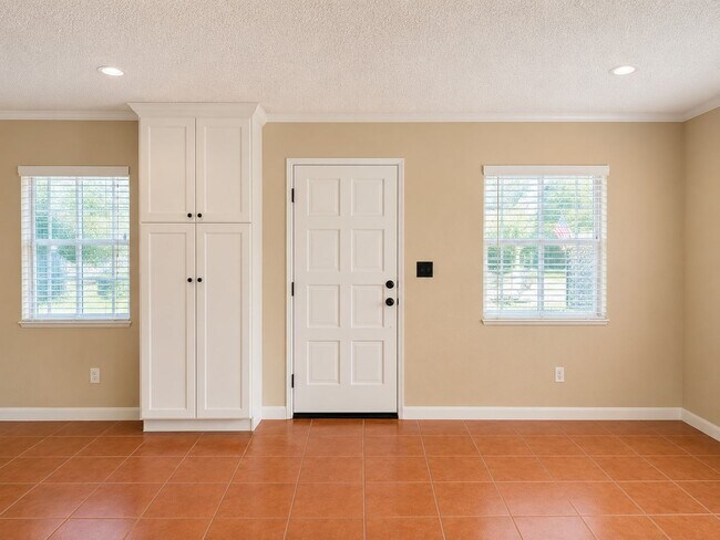 Foto del edificio - Charming 3 Bedroom, 2 Bath Home in Prime Winter Park Location
