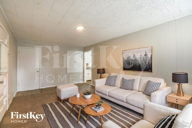 Building Photo - 5915 Harvard Ave