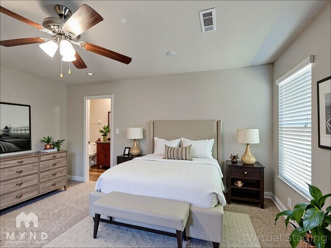 Foto del edificio - 936 Pinehurst Loop