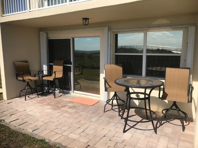 ground level apartment - 171 N Atlantic Ave