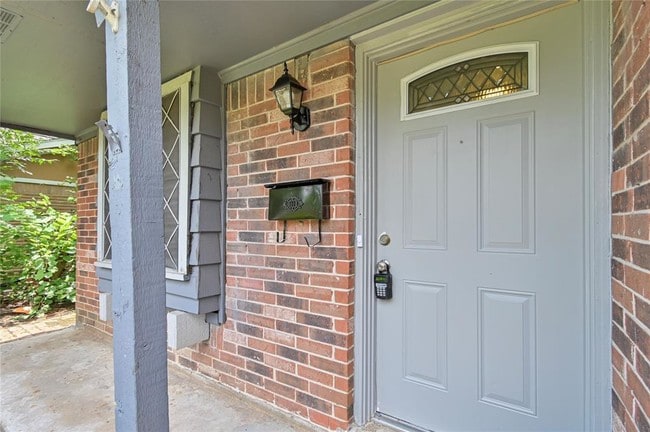Building Photo - 10826 Sagetrail Dr