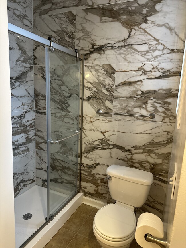 Building Photo - 1425 S 1st St