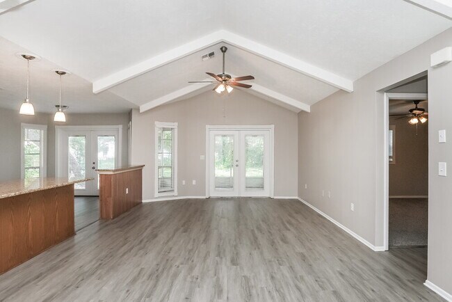 Building Photo - 13403 Woodward Dr