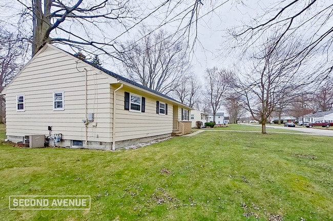 Building Photo - 2529 W 16th St