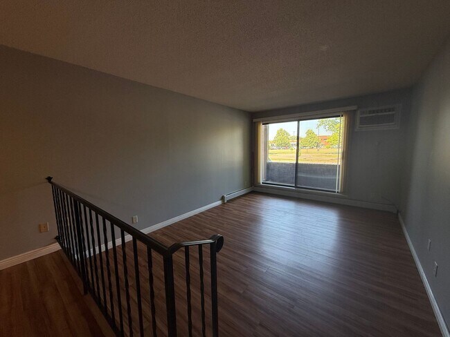 Foto del edificio - 7330 York Ave S