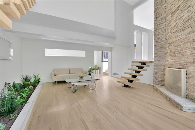 Foto del edificio - 4144 Flintlock Rd NW