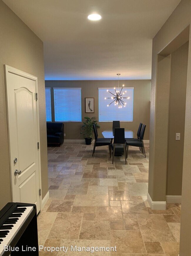 Foto del edificio - 4 br, 3 bath House - 4520 Hidden Glen Dr